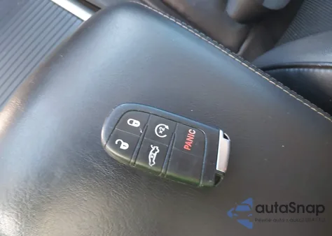 2019 Chrysler 300 Limited from USA, damaged, VIN 2C3CCAEG5KH538163